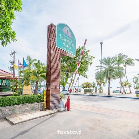 Twin Palms Suites And Residence Pattaya Buitenkant foto