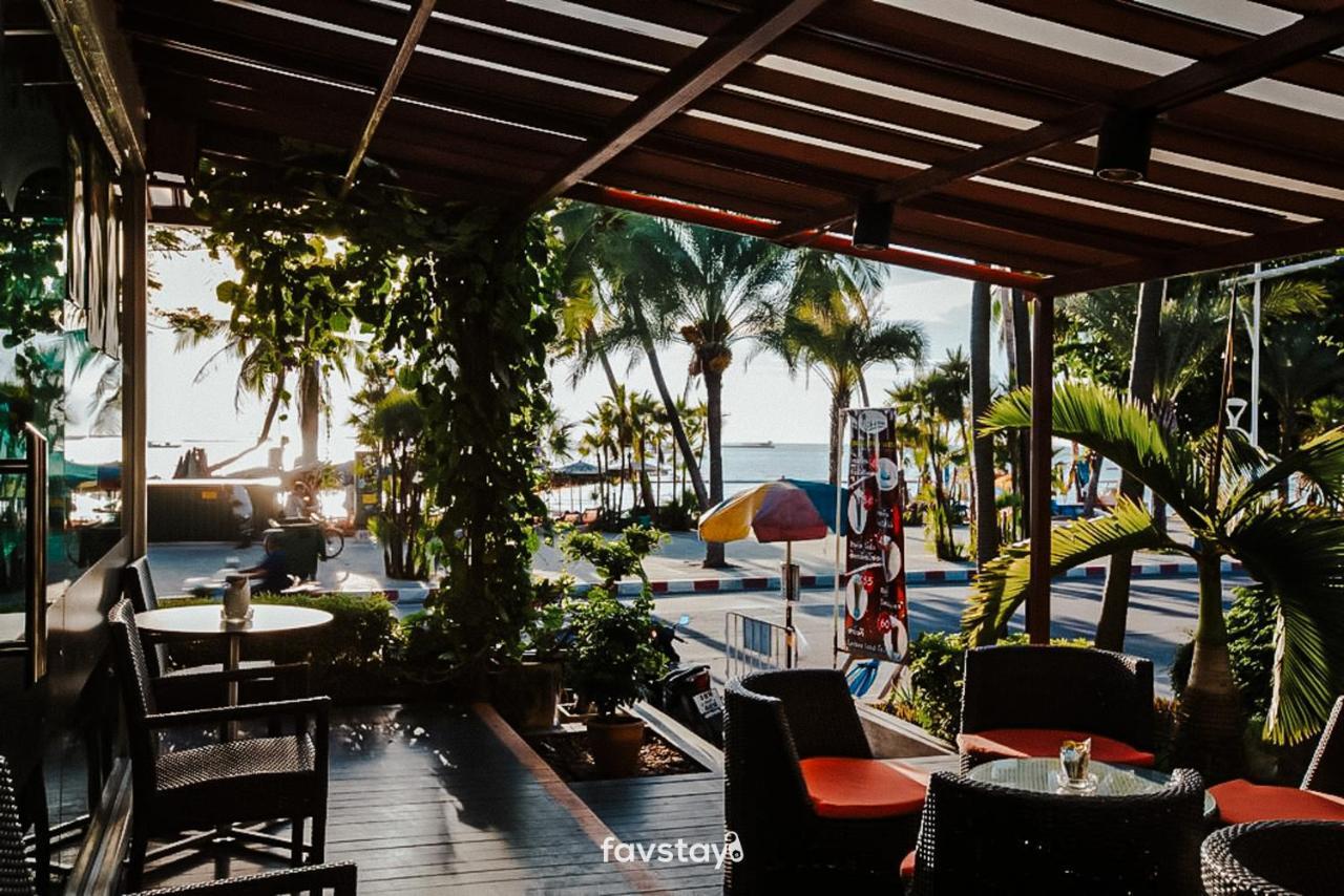 Twin Palms Suites And Residence Pattaya Buitenkant foto